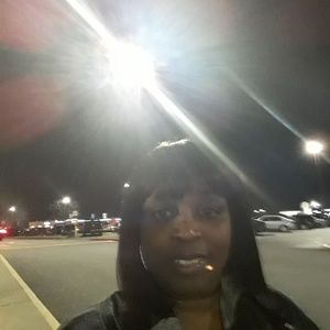 Meet your Posher, Tonya